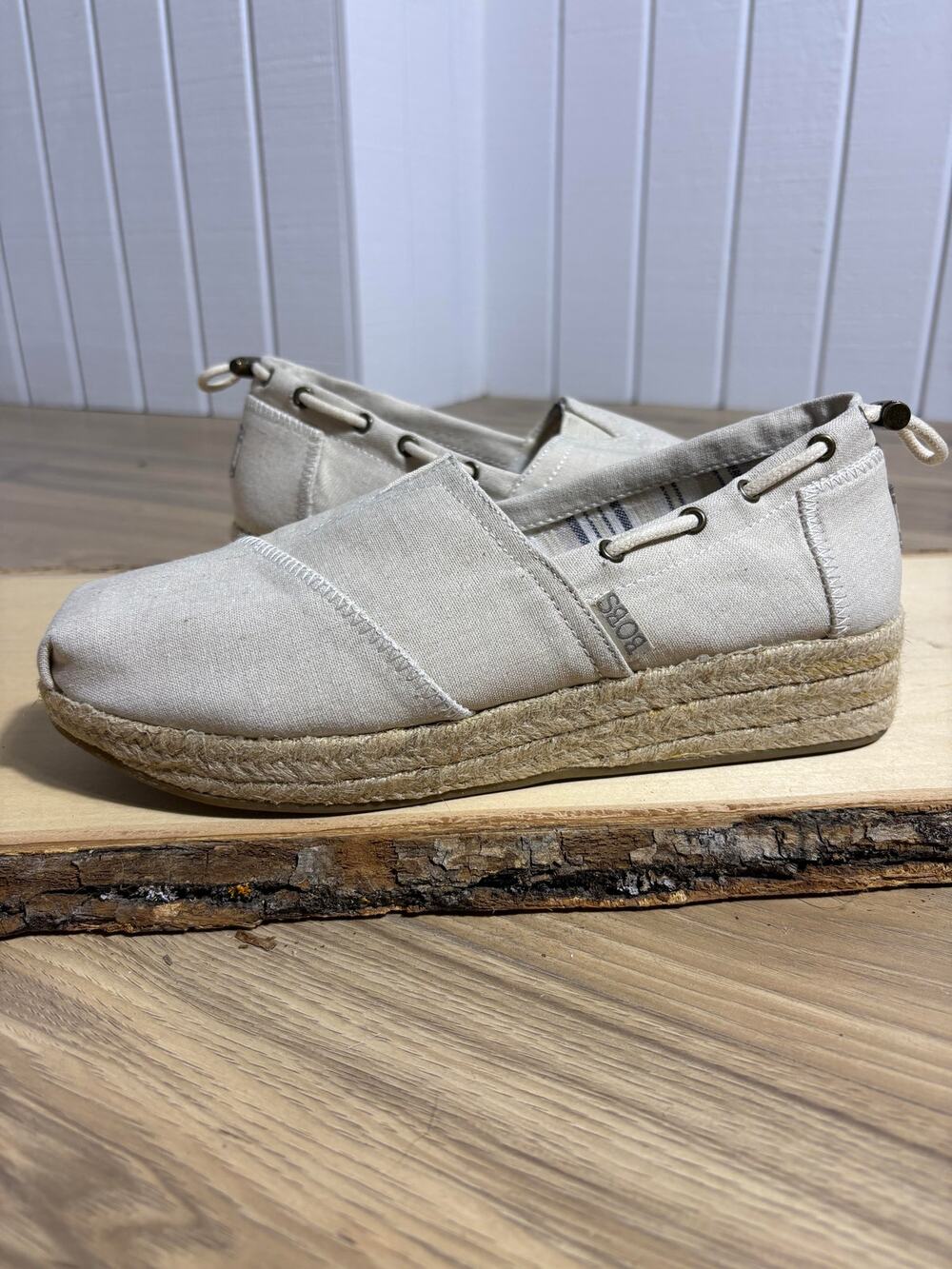 BOBS Skechers 34110 Women 8.5-Wide Natural Espadrille Memory Foam Slip On